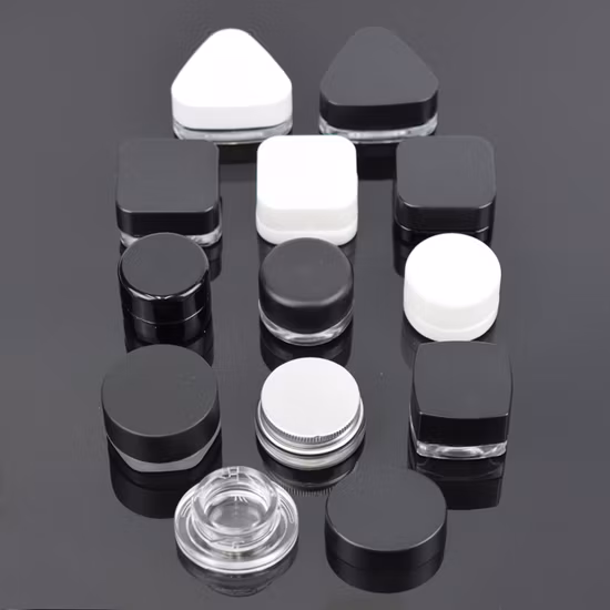 Cubo resistente a crianças personalizado de 5ml 9ml Qube quadrado de parede espessa opala frascos de concentrado de vidro fosco branco ou preto para embalagem de concentrado de extrato de óleo de cânhamo